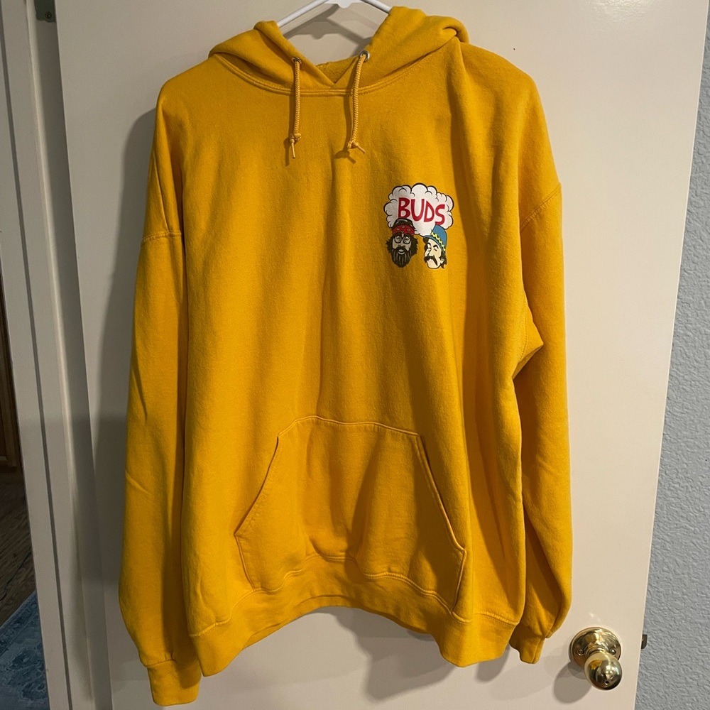 Cheech & Chong BUDS yellow hoodie size XL kangaroo pocket